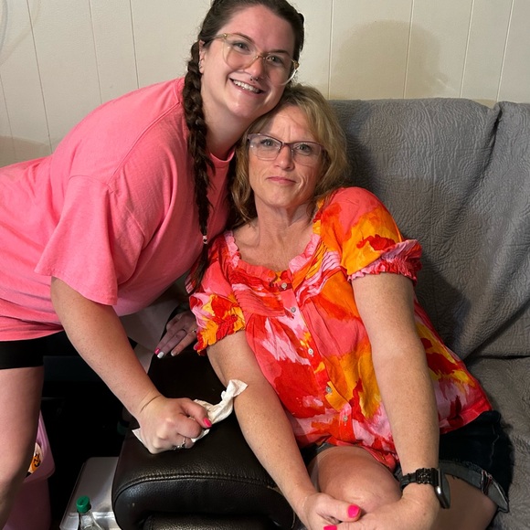 Meet your Posher, Roxann - Picture 3 of 6